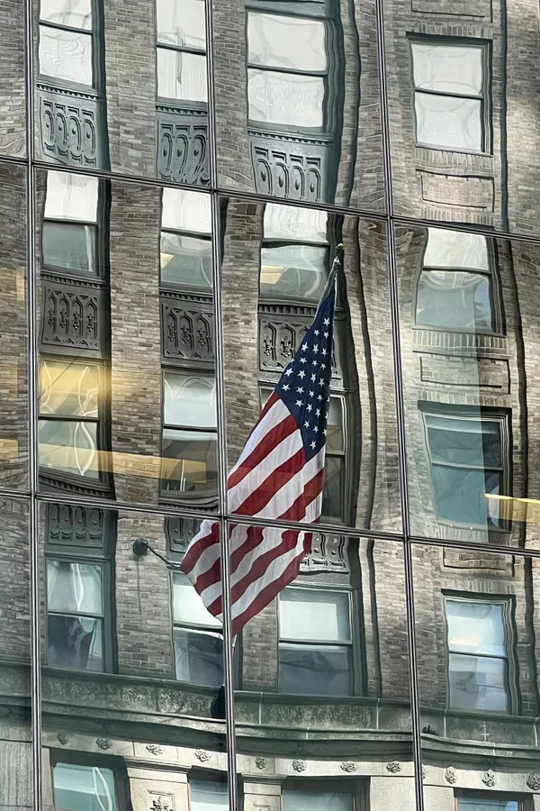 Façade – American Flag Illusion in a NYC Building thumbnail