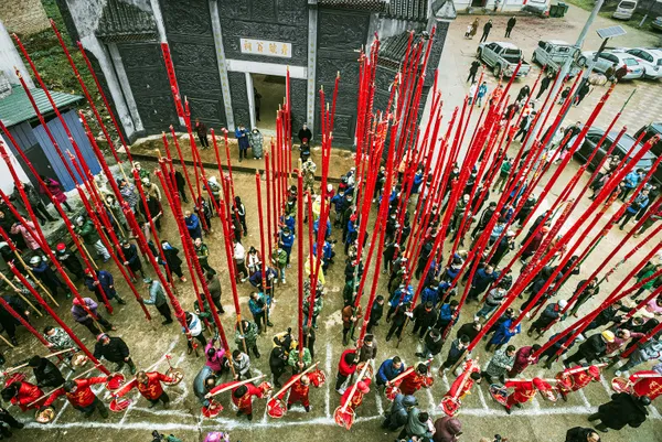 Hakka Celebrate the Birth of a Child with Firecrackers thumbnail