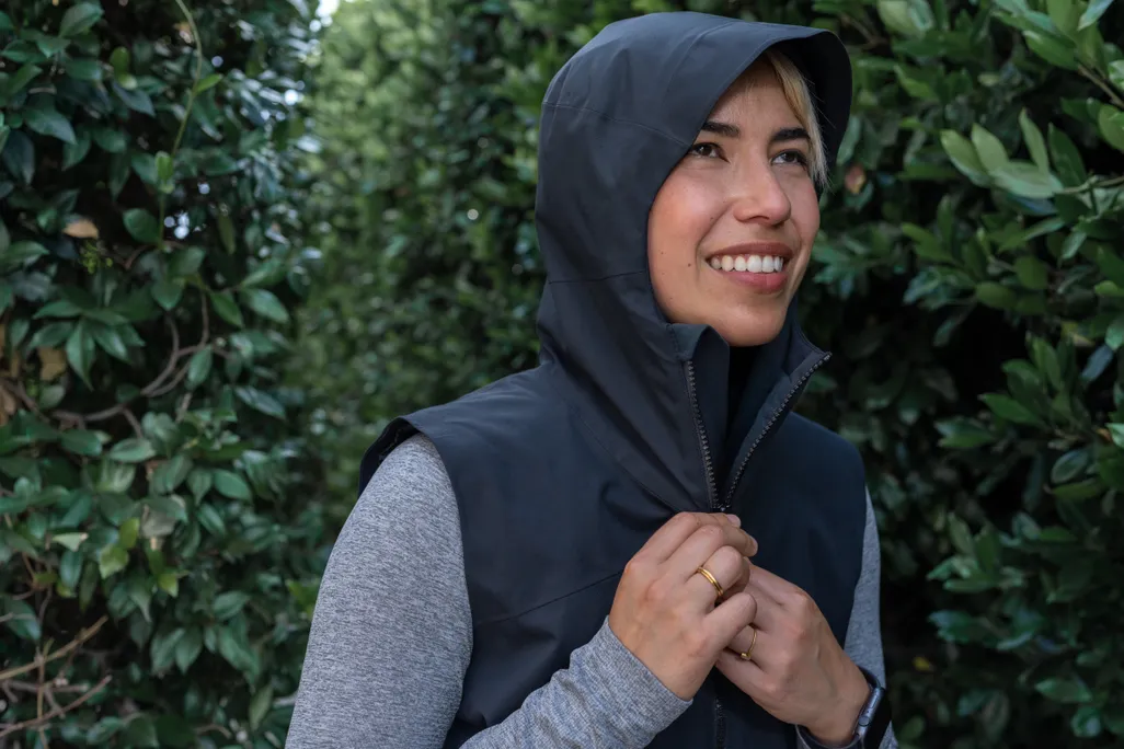 Unisex WarmLife Vest_Black_3 copy.jpg