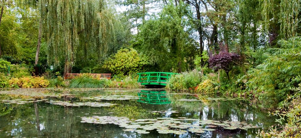  The famous lily pads and green bridge at Giverny used as inspiration for Monet  