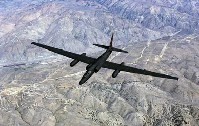u2-388-mar05.jpg