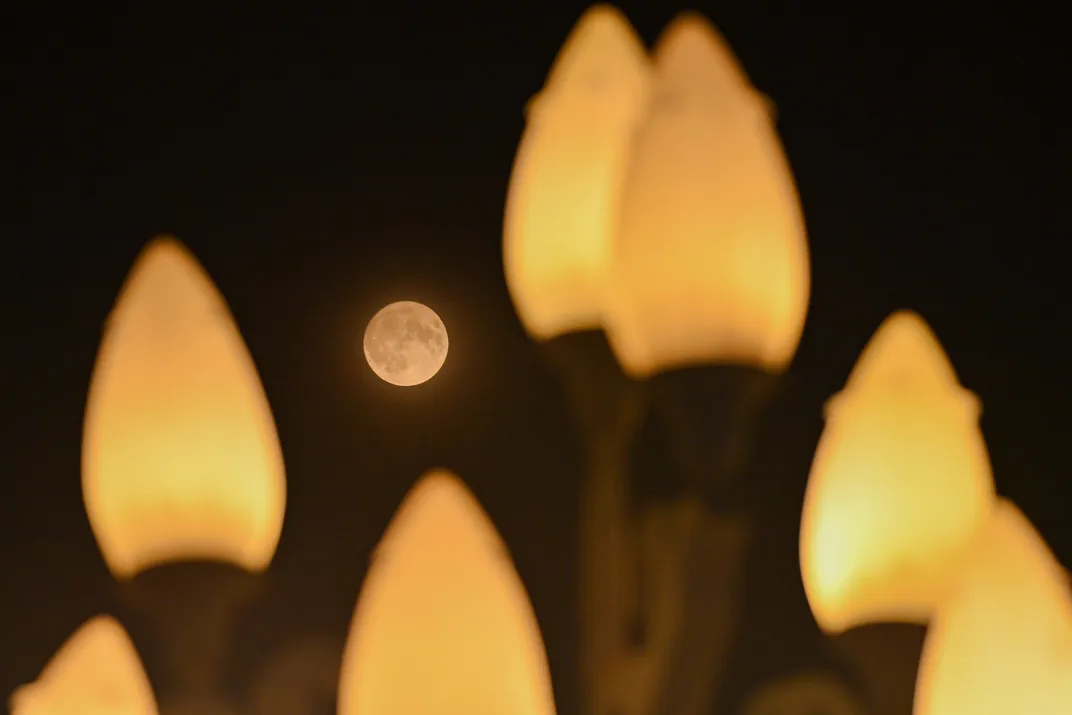 Strawberry moon in China, June 29