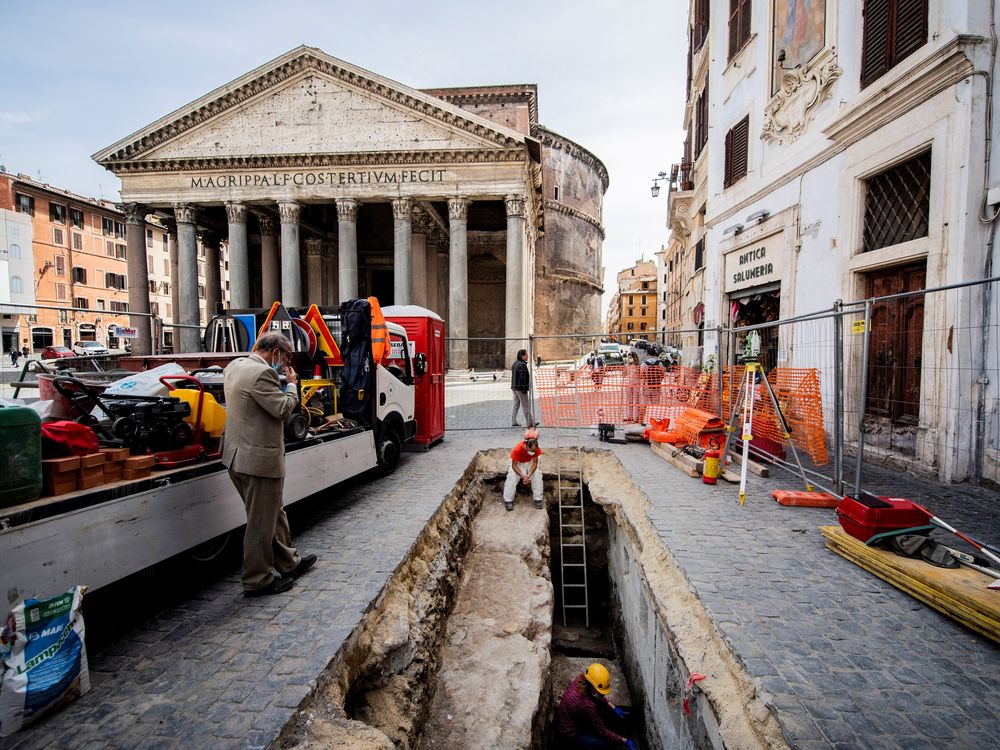 Pantheon sinkhole