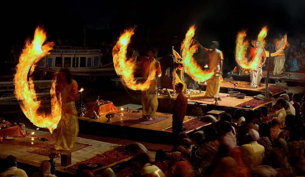 Fire Religious Ritual In Benaras , INDIA | Smithsonian Photo Contest ...