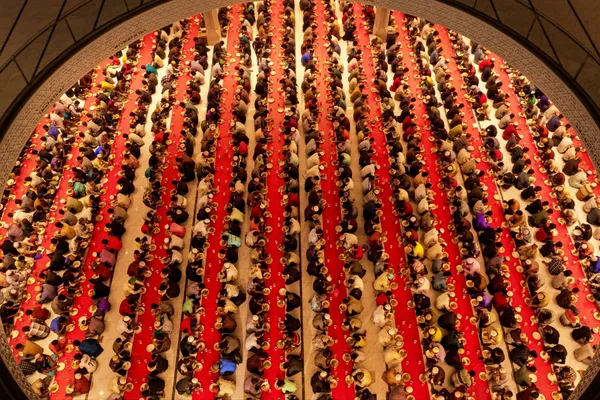 A Table Full of Gratitude thumbnail