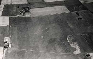 Landing field at Bellefonte, Pennsylvania, October 1935. Note the "large white circle" called out in the directions.