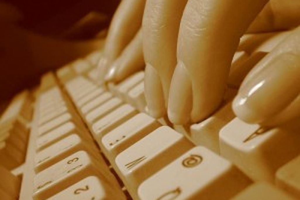 20110520102330computerkeyboard-300x225.jpg