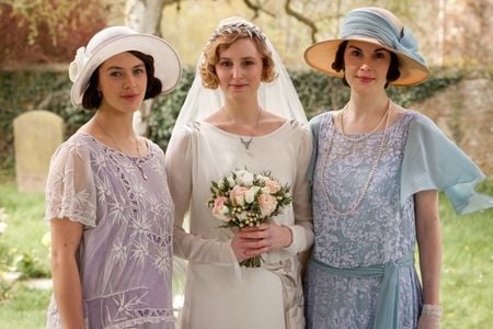 Jessica Brown Findley as Lady Sybil, Laura Carmichael as Lady Edith, Michelle Dockery as Lady Mary