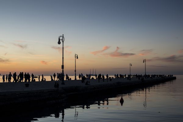 Trieste pier at sunset thumbnail