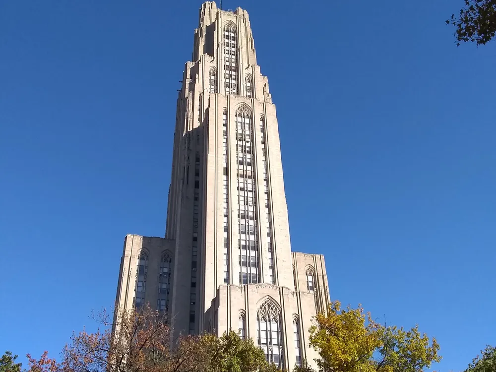 Cathedral of Learning on the University of Pittsburgh Campus ...