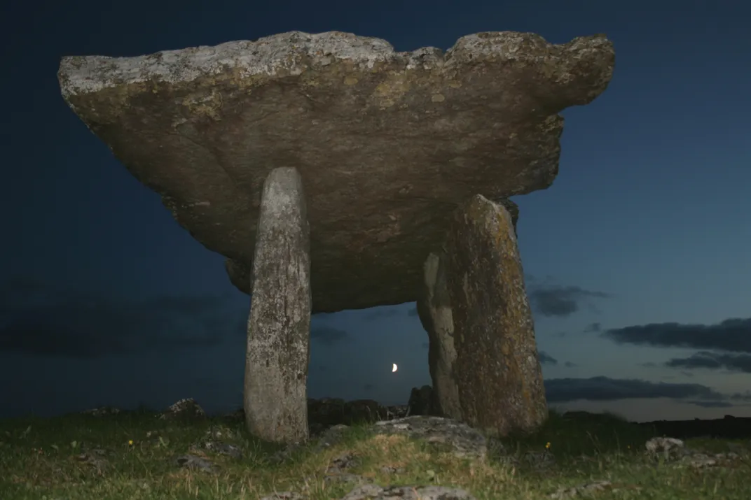 Megalithic tomb in Ballywilliam (ballybrit By., Aghancon Ed)