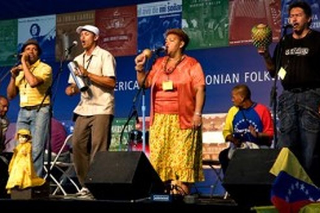 2009-folklife-festival-giving-voice-song-300x179.jpg