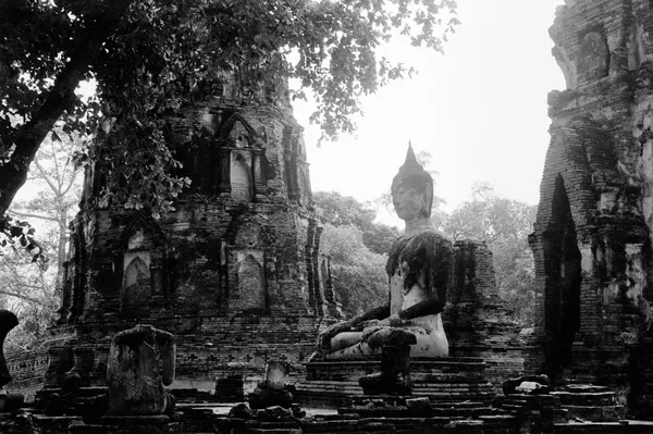 Monumental Statue, Ayutthaya Thailand thumbnail