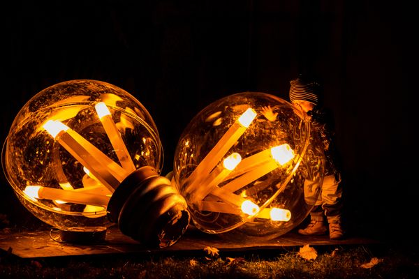 Glühbirnen.     Canon EOS 5D Mark IV 105 mm thumbnail