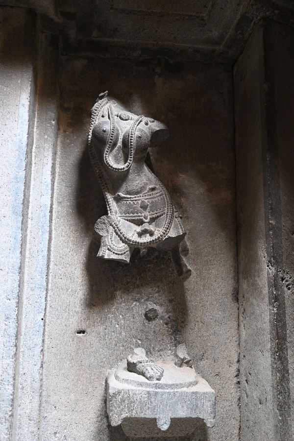 Fragment of Grace – Bhuleshwar Temple thumbnail