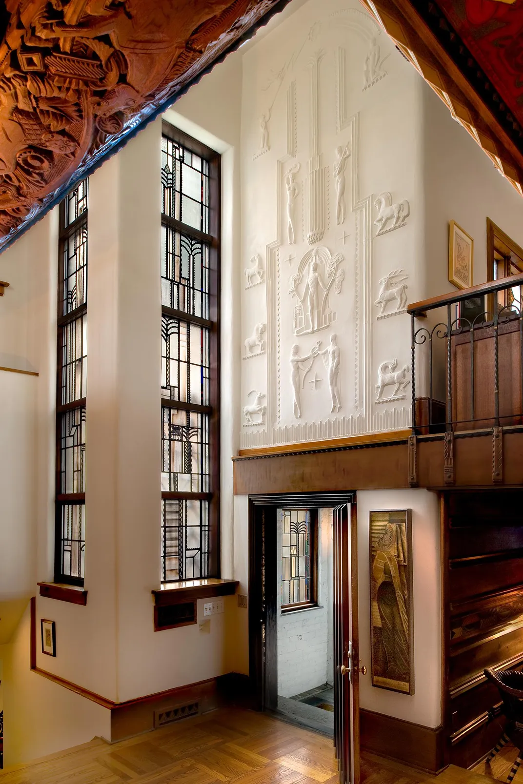 A New Virtual Tour Takes Us Inside Architect Edgar Miller's Masterwork