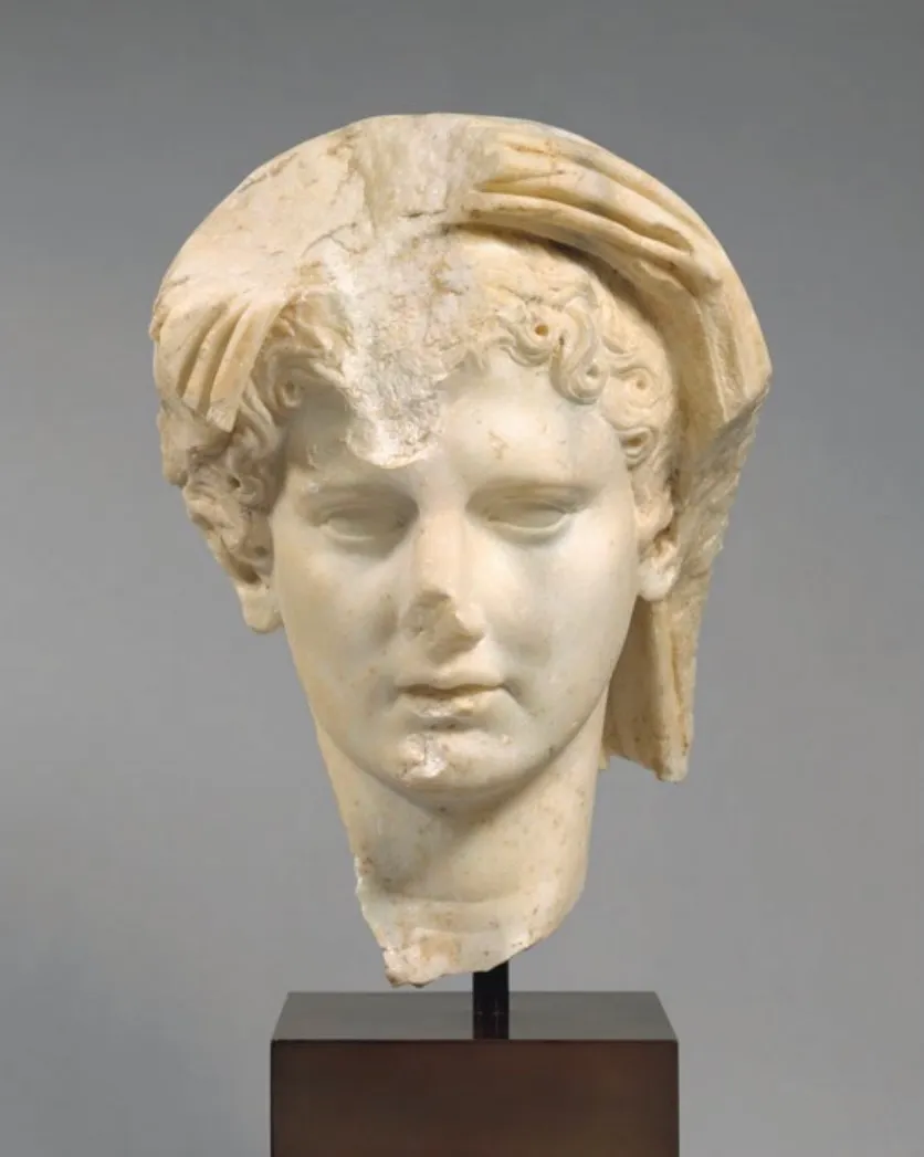bust