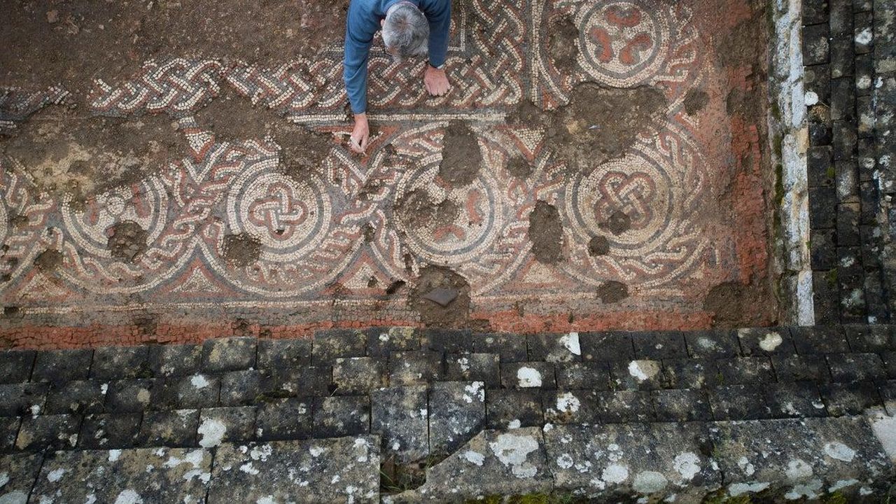 mosaic1.jpg