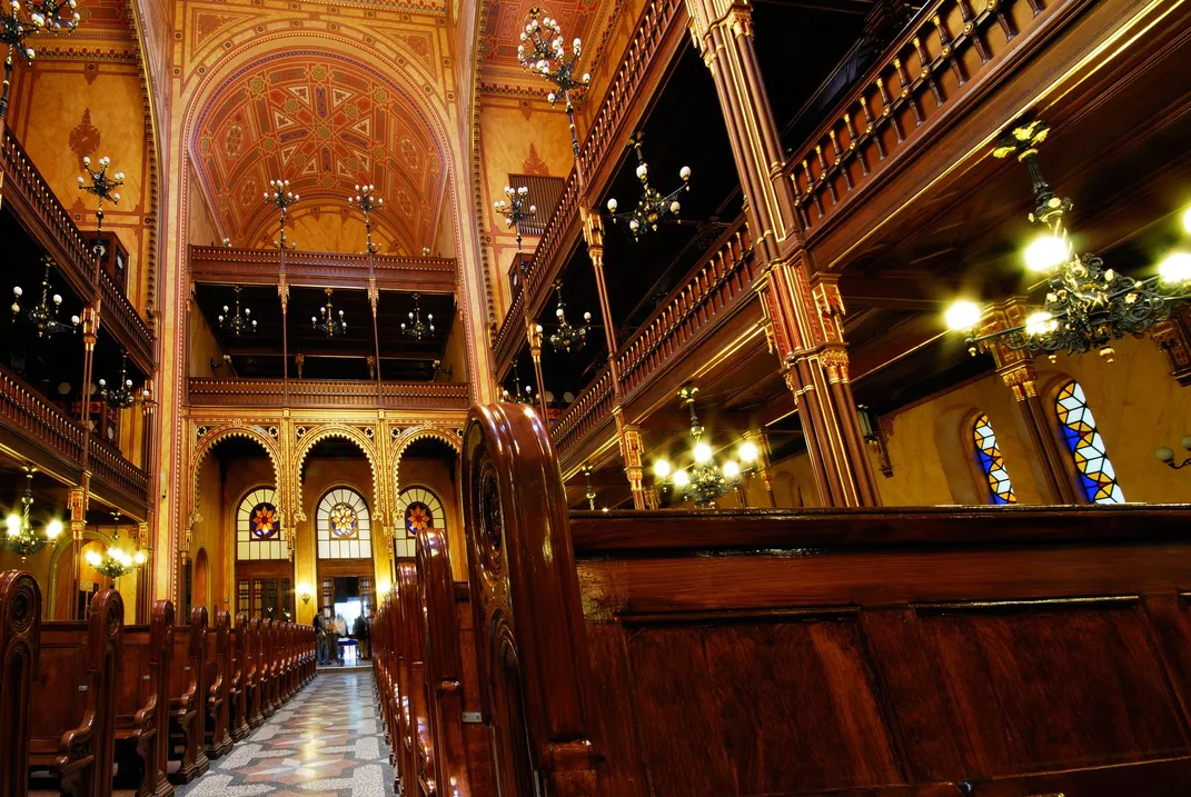 Interior of Dohany Street Synagogue, Budapest