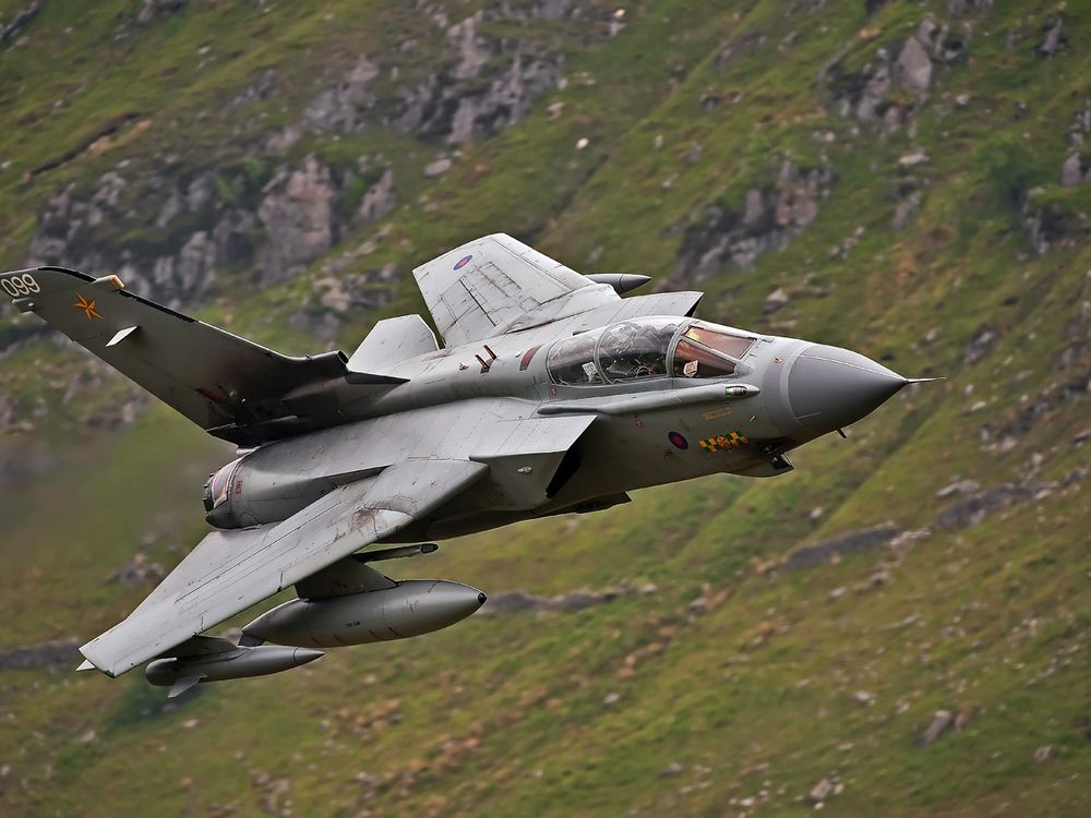 20110519073933Tornado-400.jpg