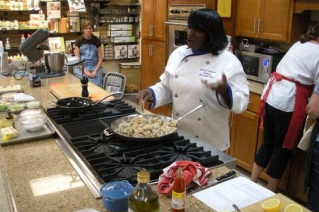 20110520090156salliecooking-400x300.jpg