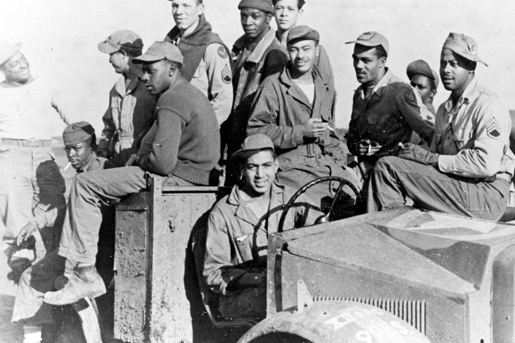 Tuskegee_Airmen.jpg