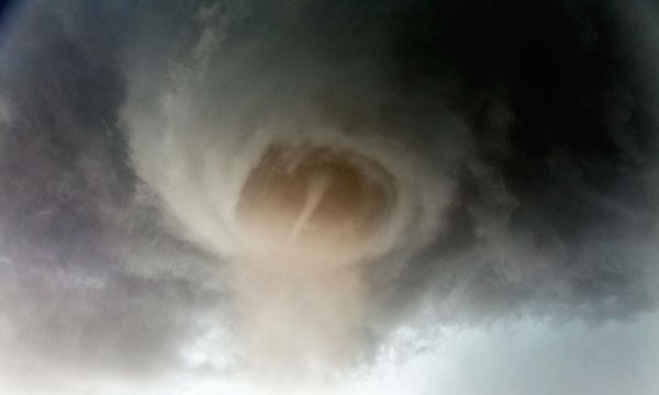 Birth of a tornado thumbnail