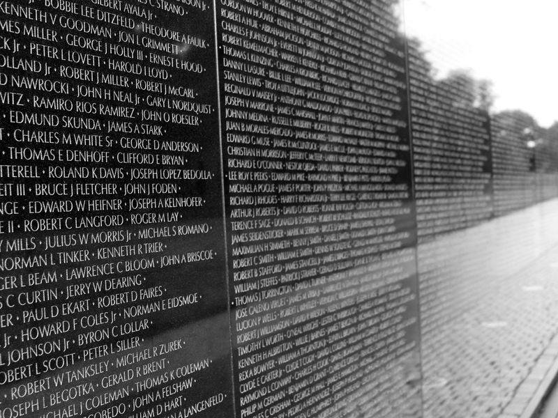 Vietnam Veterans Memorial Wall In Washington Dc Smithsonian Photo Contest Smithsonian Magazine