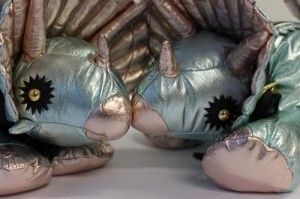 20110520083216Triceratops-bags-300x199.jpg