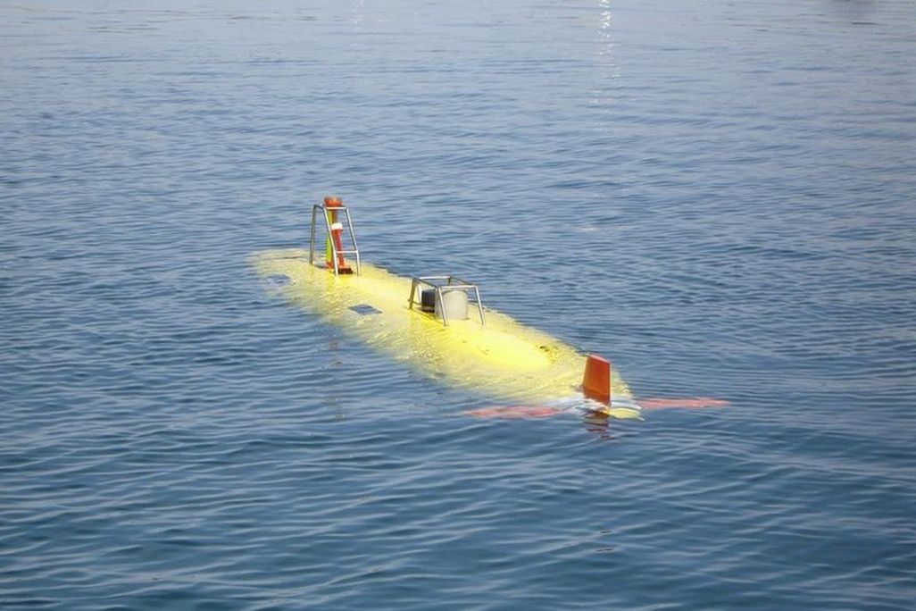 6000_in_the_water.jpg