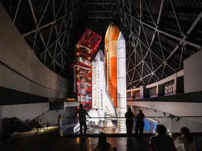 See the Space Shuttle 'Endeavour' in a Unique Vertical Display Before Its New Exhibition Launches at the California Science Center image