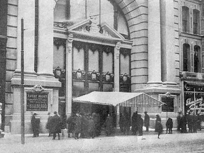 The Iroquois Theater in 1903