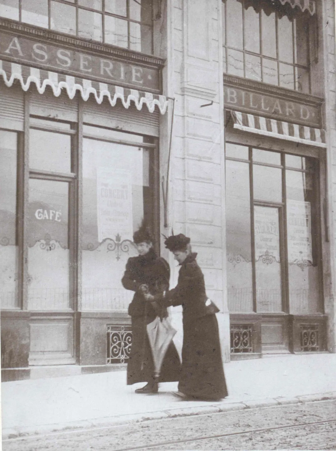 What is believed to be the last known photograph of Elisabeth, taken in Switzerland a week before her assassination