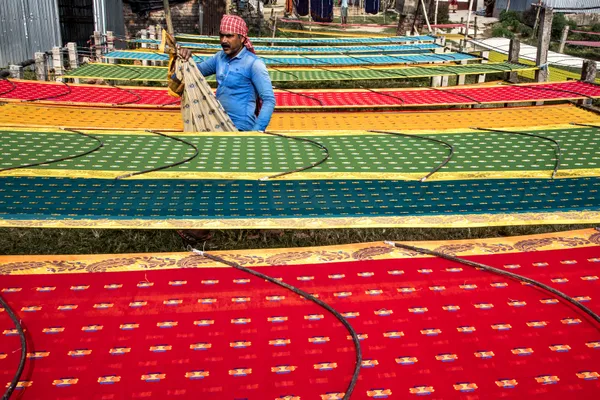 Colors in the Sun thumbnail