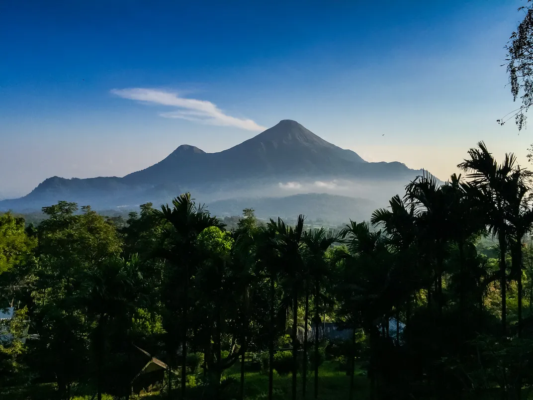 Sunrise overlooking Mount Penanggungan | Smithsonian Photo Contest ...