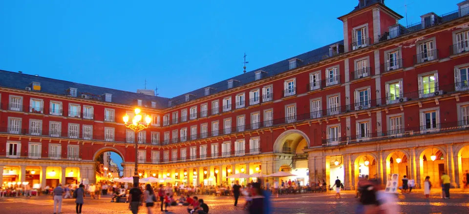  Madrid's vibrant Plaza Mayor 