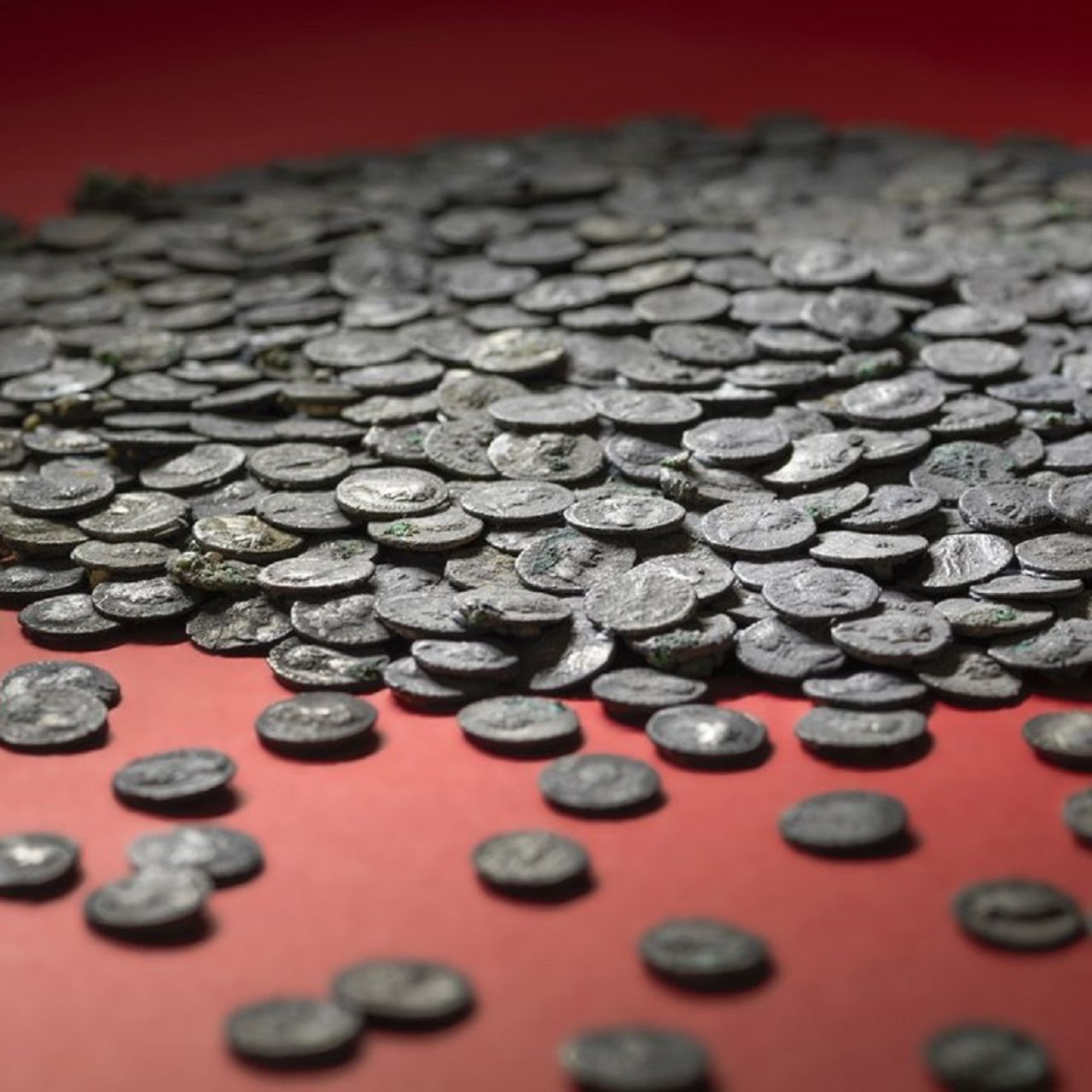 Hoard of 5,500 Roman-Era Silver Coins Unearthed in Germany