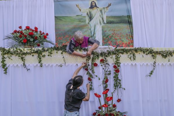 Polish tradition - procession thumbnail