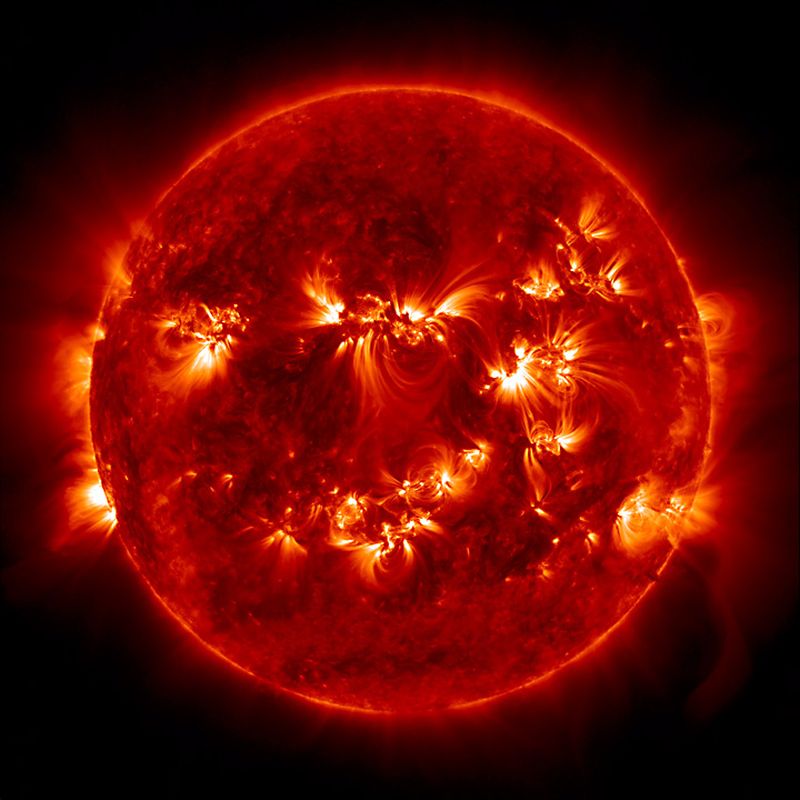 After biggest solar flare in four years, a bit of the sun heads to Earth