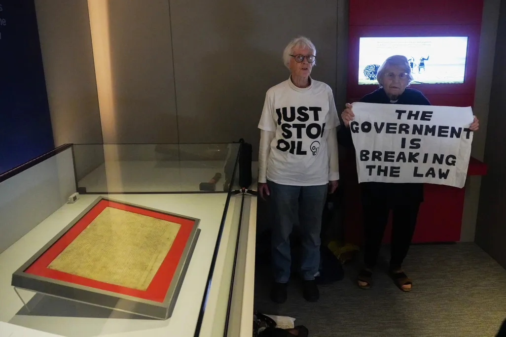 Elderly Just Stop Oil Activists Break Glass Protecting The Magna Carta