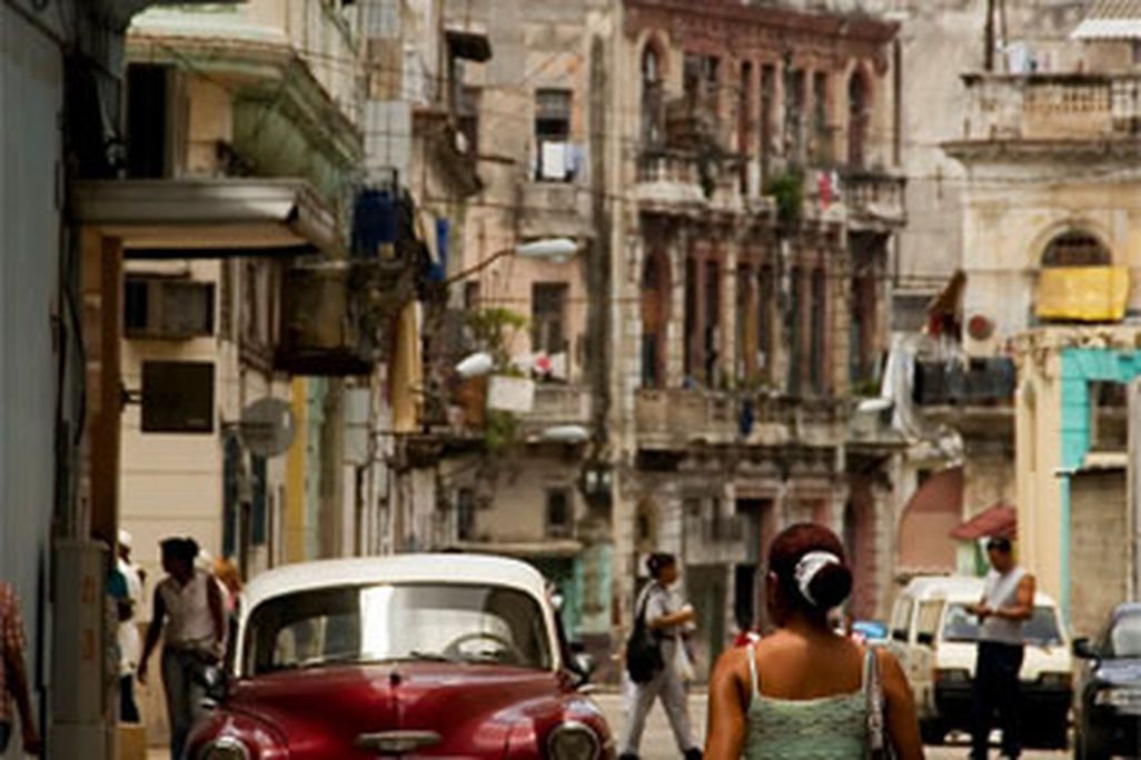 cuba_walking.jpg