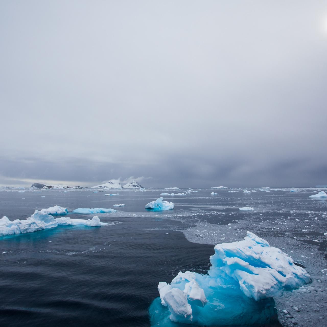 blue_ice_in_antarctica.jpg