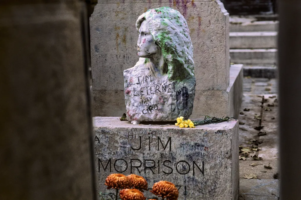 bust of Jim Morrison