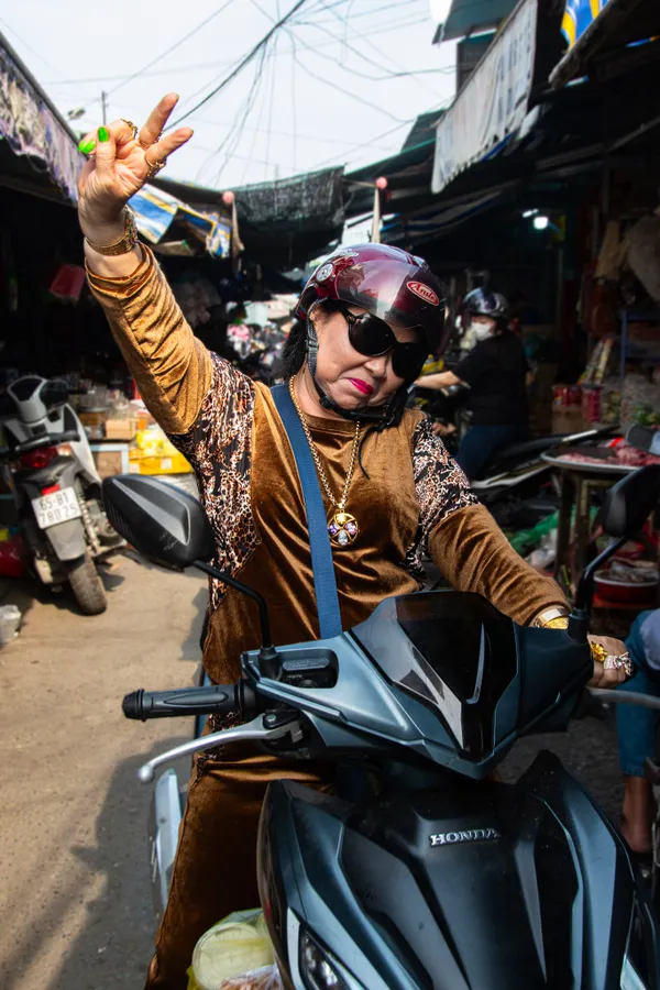 Motorbike in the Market thumbnail