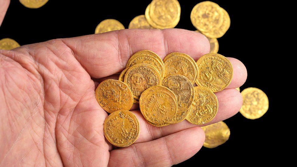 44 Byzantine gold coins