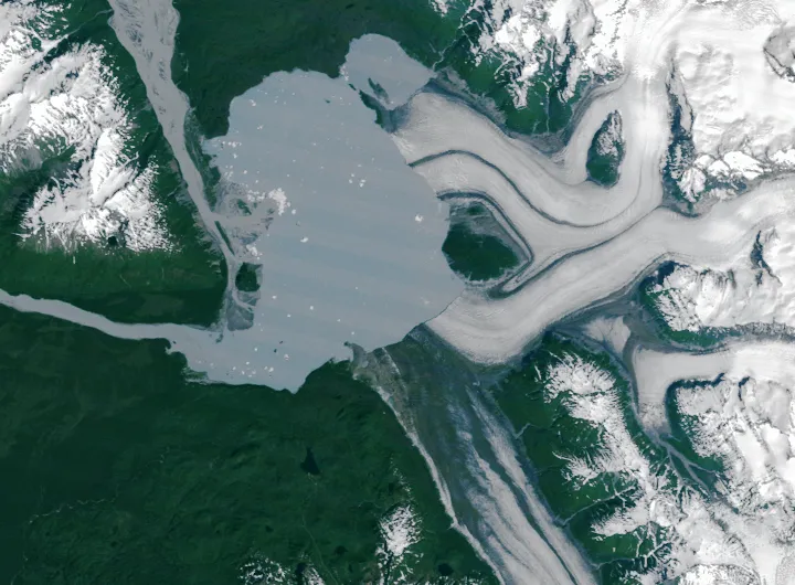 Satellite image of Alsek Glacier, Alsek Lake and Prow Knob in 1984