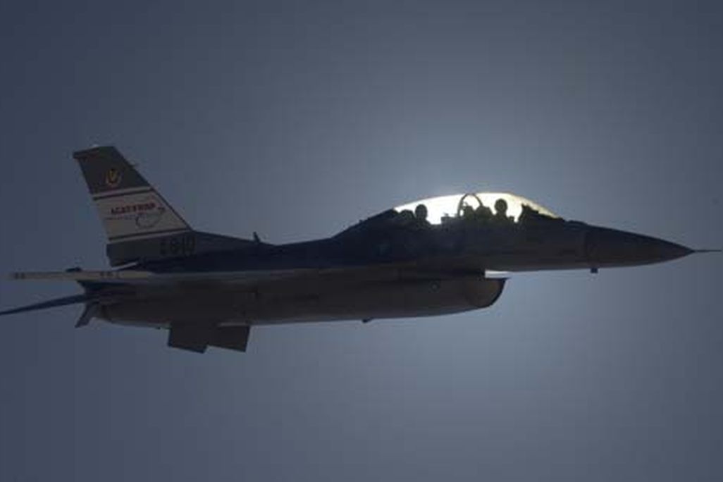 NASA Dryden F-16-505.jpg