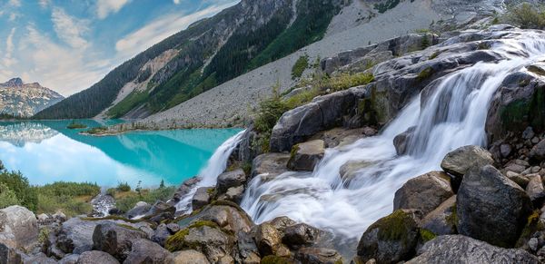 Waterfalls on Upper Joffre Lake thumbnail