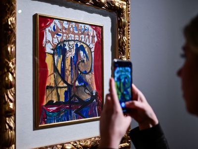 An interpretation of William Shakespeare&#39;s Romeo and Juliet&nbsp;by Salvador Dal&iacute;