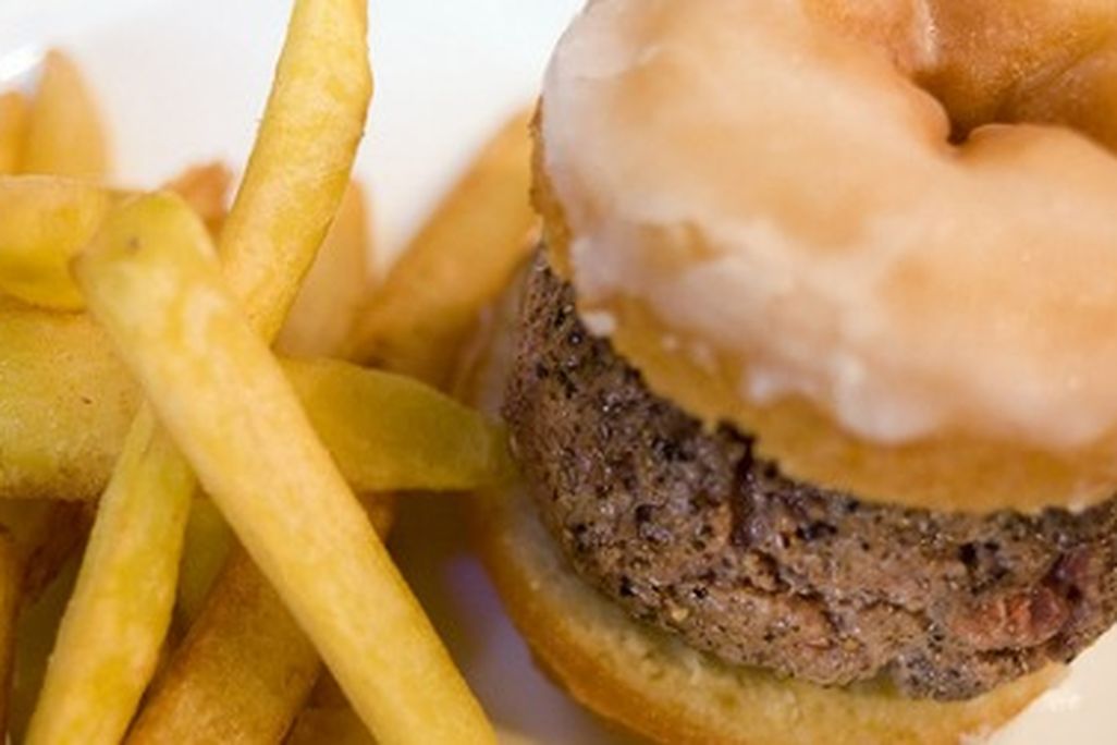 Doughnut Burger